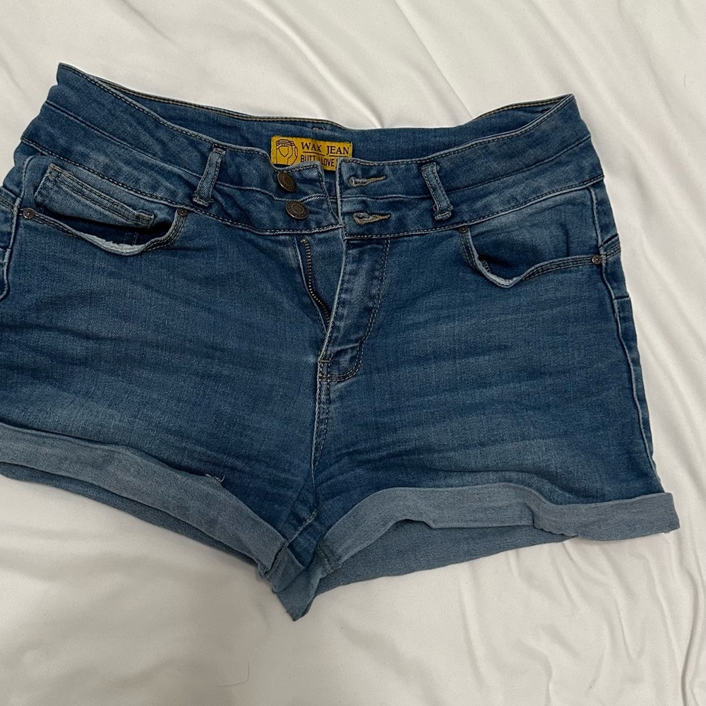 Women’s jean shorts